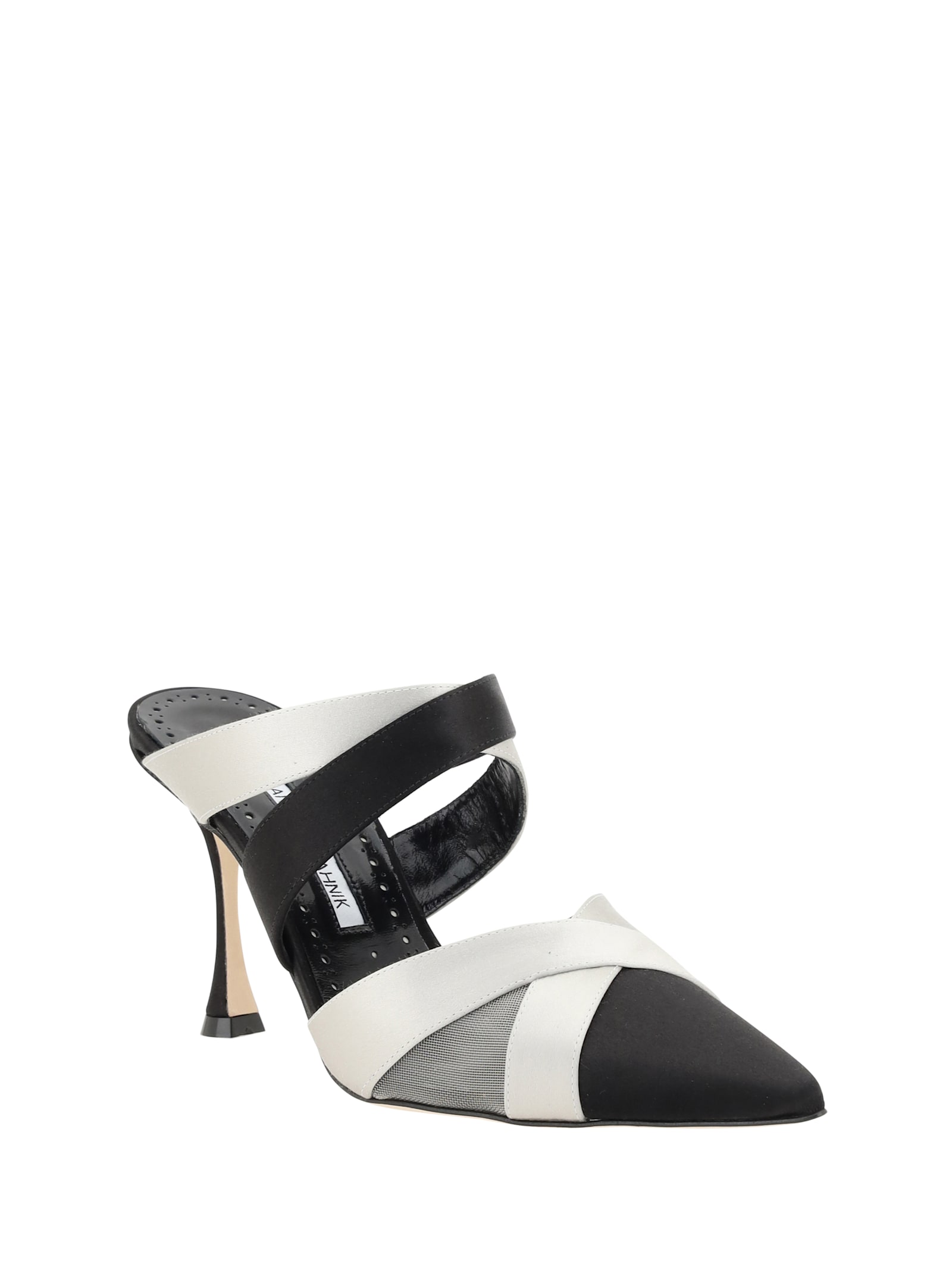 Shop Manolo Blahnik Oyounak Pumps In Blck/mgry